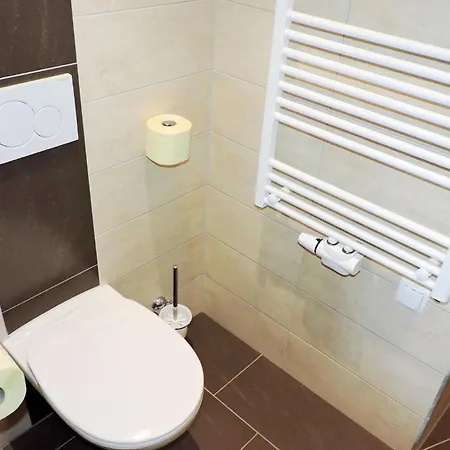 דירה Two-bedroom In